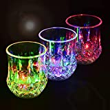 Vasos con luz LED para beber, coloridos colores que cambian de color, vasos de plástico para adultos, vaso de cristal que brilla, taza de cerveza, sensor de agua de vertido activado automáticamente (3 unidades de copa flash)